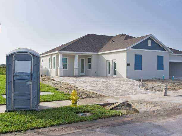 Portable Toilet Options We Offer in Pinehurst, TX